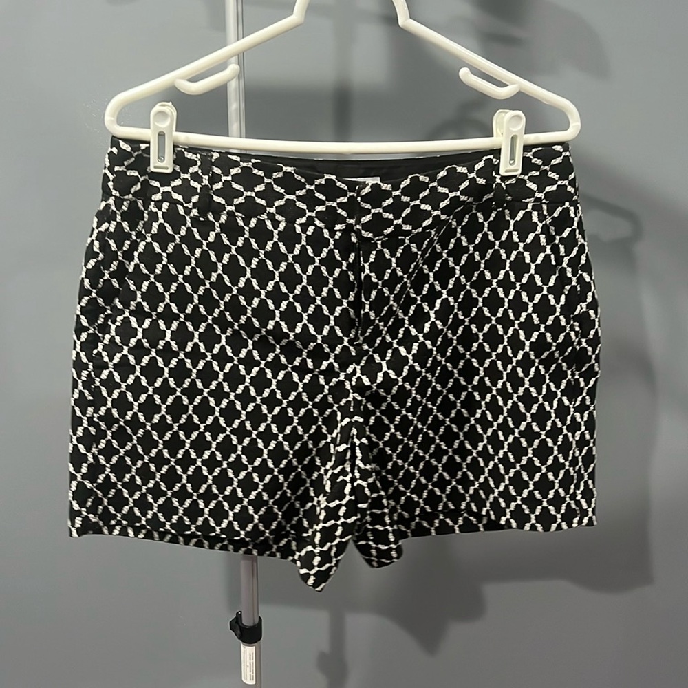 ELLE * Perfect Shorts for Vacation